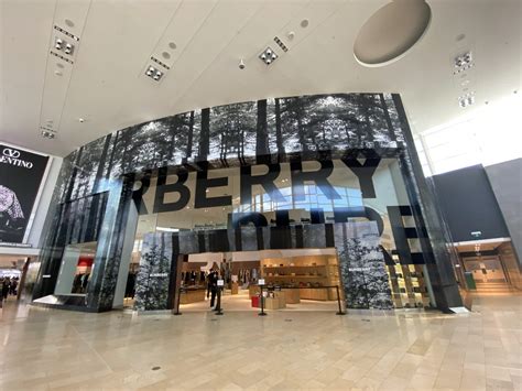 Burberry at Yorkdale Shopping Centre, Toronto .